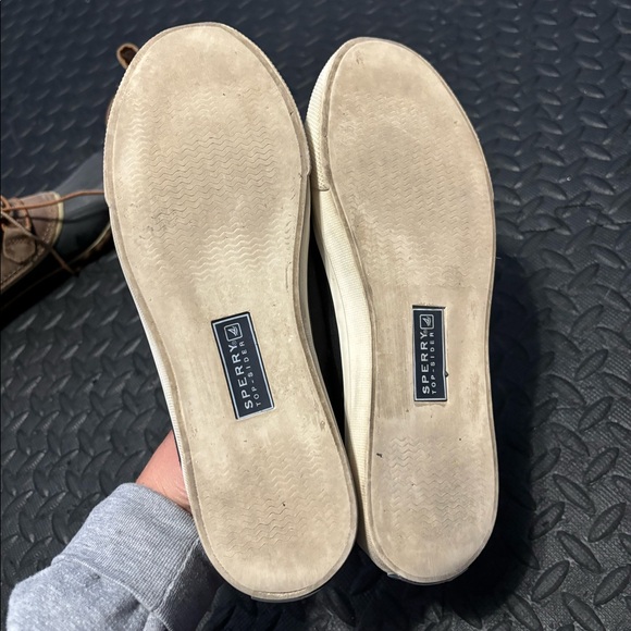 Sperry boating shoes, size 8.5 - Picture 3 of 3